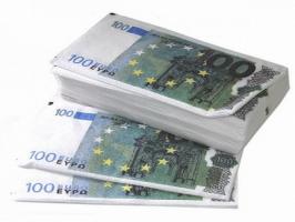  Подарочные салфетки в виде пачки денег 100 евро 