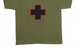 Оливковая футболка с крестом 