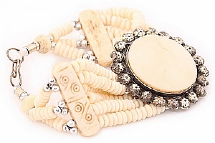 Украшение  Браслет кость буйвола  №158